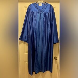 Graduation gown